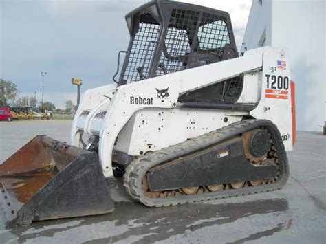 bobcat t200 skid steer loader|bobcat t200 engine specs.